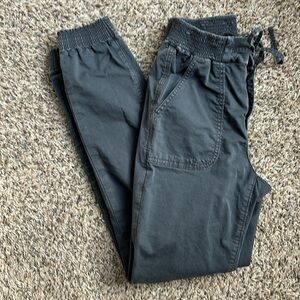 American Eagle joggers